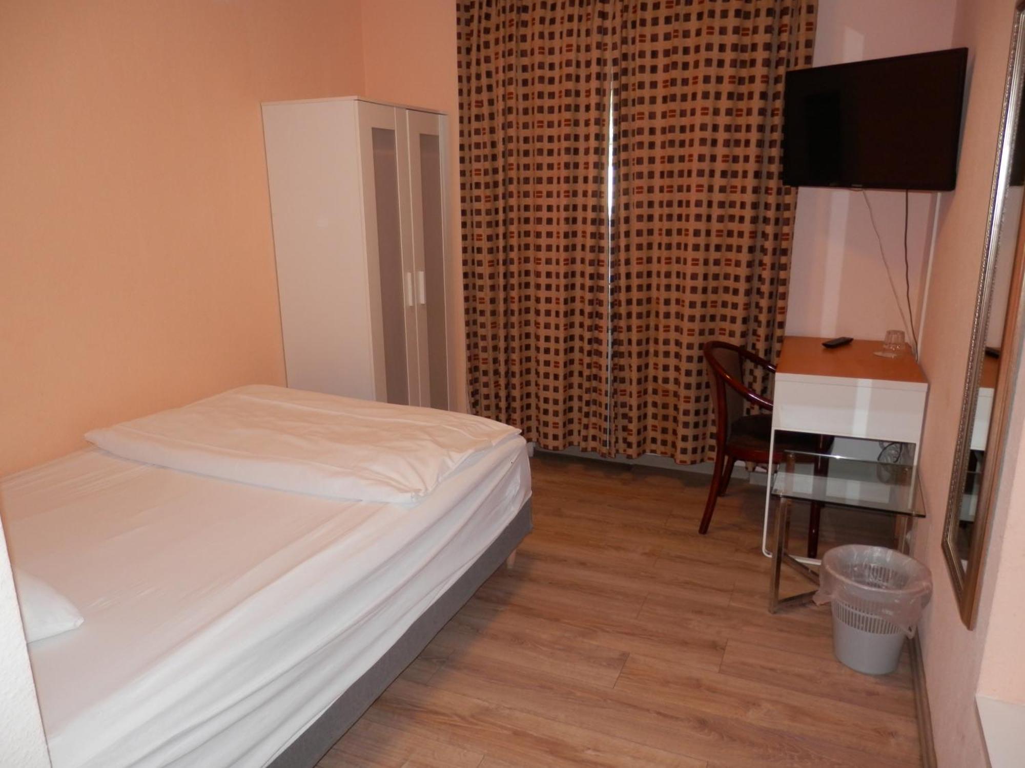 Relax Hotel-ludwigshafen *
