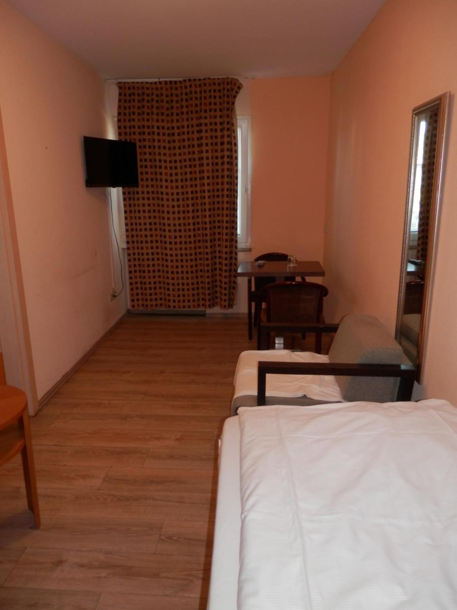 Relax Hotel-ludwigshafen *